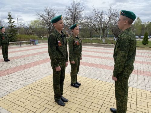 В Кукморе более 200 учеников состязались в военно-патриотической игре «Зарница»
