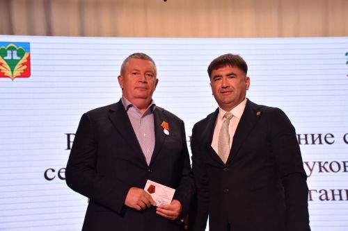 Кукмарада район Советының киңәйтелгән утырышы үтте