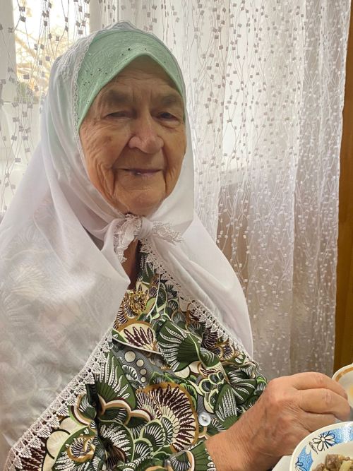 90 яшьлек Миниямал Миңнегалиева: 41 ел буе бер генә урында — түшәү цехында эшләдем