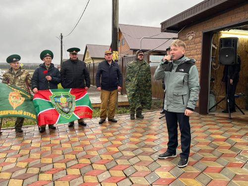 Кукмарада хәрби бурычны үтәгәндә һәлак булган Фәннур Гайфетдинов истәлегенә мемориаль такта ачылды