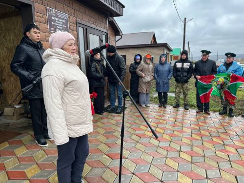Кукмарада хәрби бурычны үтәгәндә һәлак булган Фәннур Гайфетдинов истәлегенә мемориаль такта ачылды