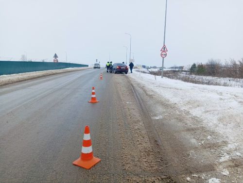 Кукмара районында җиңел машина җәяүлене бәрдергән