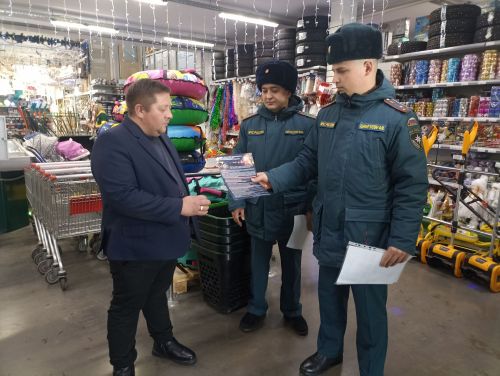 Кукмарадагы пиротехник эшләнмәләр сатылучы сәүдә нокталарына рейд оештырылды
