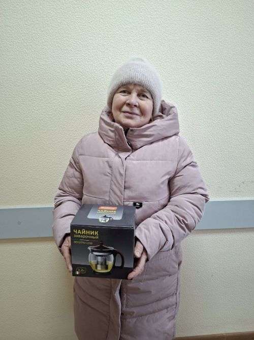 Яңа ел алдыннан газета укучыларыбызга бүләкләр өләштек