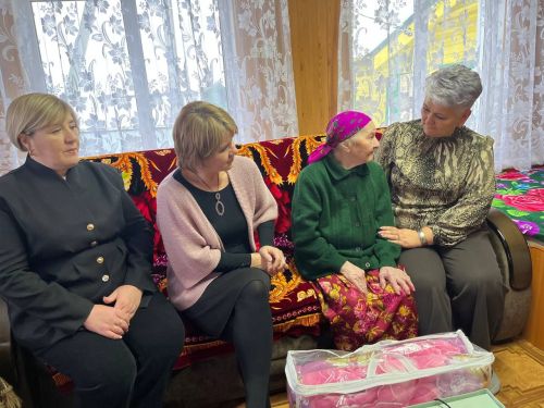 Лельвиж авылыннан Евдотия Балтасеева 90 яшьлеген каршы алды