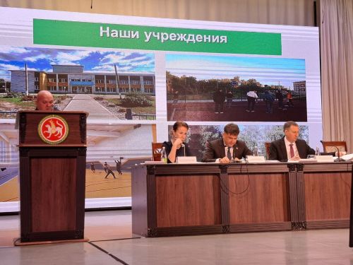 Кукмарада балигъ булмаганнар эшләре һәм аларның хокукларын яклау комиссиясенең киңәйтелгән утырышы узды