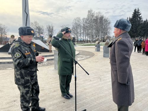 Кукмара районында мемориаль такталар ачылды, Җиңү паркында митинг узды