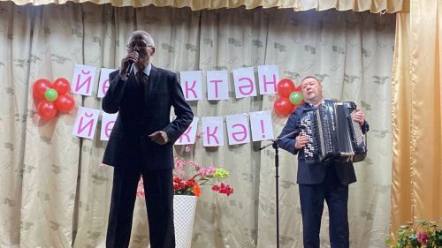 «Гараж» волонтерлар төркеме эшли дә, ял да итә белә