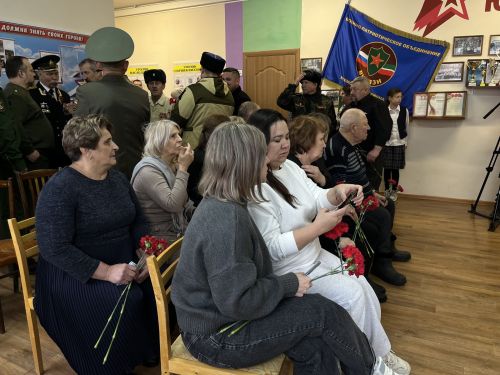 Кукмара районында мемориаль такталар ачылды, Җиңү паркында митинг узды