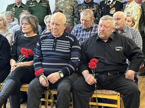 Кукмара районында мемориаль такталар ачылды, Җиңү паркында митинг узды