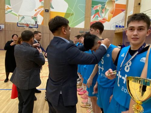 Кукмара командасы янә «КЭС-БАСКЕТ» Мәктәп баскетбол лигасы чемпионатында җиңүче булды