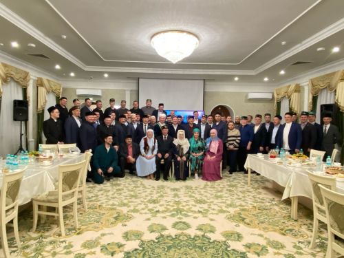 Изге Рамазан аенда Казанда Кукмара якташлары ифтар мәҗлесенә җыелды