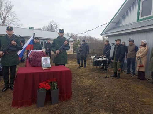 Кукмара районыннан Марат Рәхимҗанов илебез тынычлыгы өчен көрәште