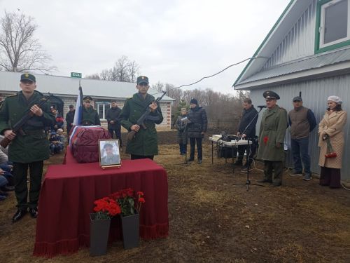 Кукмара районыннан Марат Рәхимҗанов илебез тынычлыгы өчен көрәште