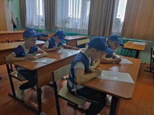 В Кукморе школьные отряды ЮИД состязались в  районном этапе республиканского конкурса «Безопасное колесо»