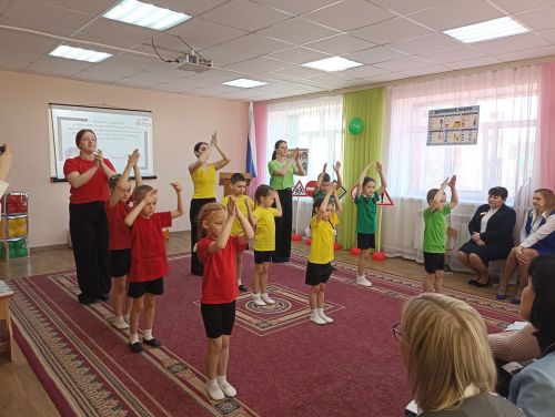 В Кукморском детском саде «Чулпан» состоялся межрегиональный семинар на тему БДД