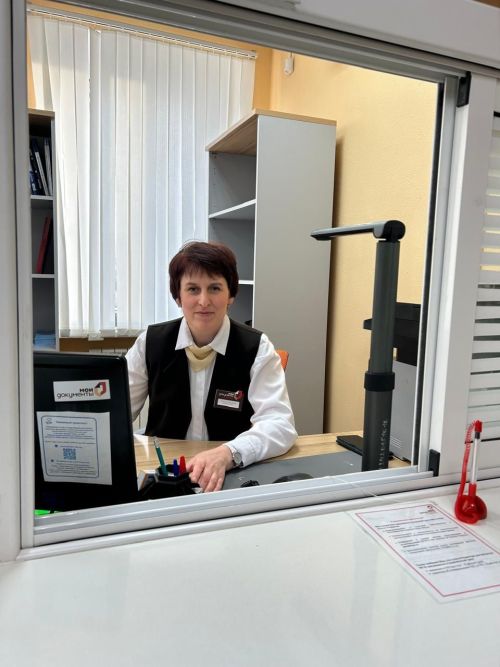 Специалист Кукморского МФЦ Эльмира Гиззатуллина: Нам приходится быть и психологом, и очень терпеливым человеком