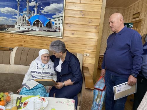 Балыклы авылында гомер итүче тыл ветераны Равилә Мусина 95 яшьлек юбилеен билгеләп үтте