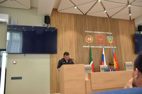 Кукмарада район хакимиятендә террорчылыкка каршы көрәш комиссиясе һәм оператив төркемнең утырышы узды