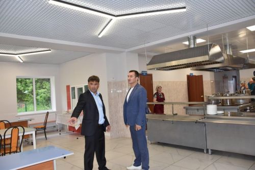 Кукмараның «Нараткай» лагерына Республиканың яшьләр эшләре буенча министры килде