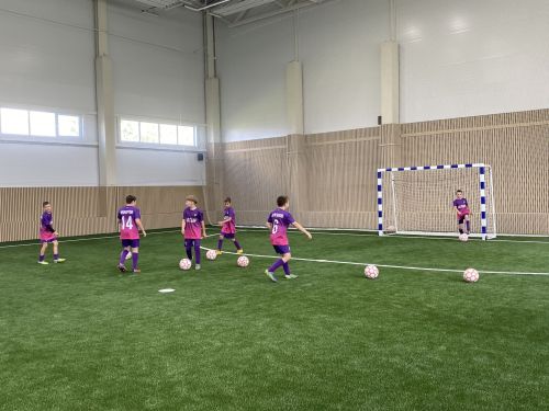 Спортка яңа сулыш:  Кукмарада  ачык футбол манежы кулланышка тапшырылды