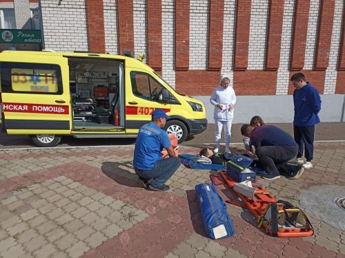 Кукмарада узган «Буыннар старты» бәйгесендә өч буын вәкиле көч сынашты