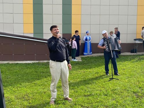 Гафиятуллин урамында «Дус күршеләр» дигән  ишегалды бәйрәме узды