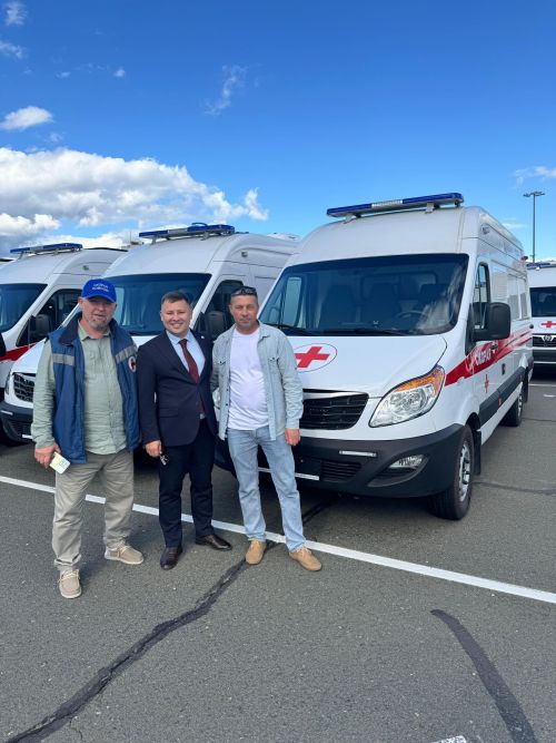 Кукмара район үзәк дәваханәсенең автопаркы ике заманча автомобиль белән тулыланды