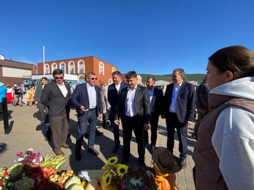 В Кукморе прошла осенняя школьная ярмарка