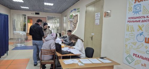 Кукмараның 1664нче номерлы сайлау участогында иртәдән халык өзелми