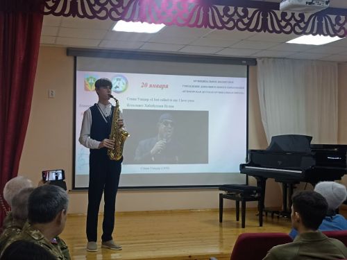 Кукмара балалар музыка мәктәбендә «Җиңүгә ышанабыз» дип исемләнгән хәйрия концерты узды
