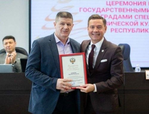 Кукмараның «Зилант» спорт мәктәбе тренеры бүләкләнде