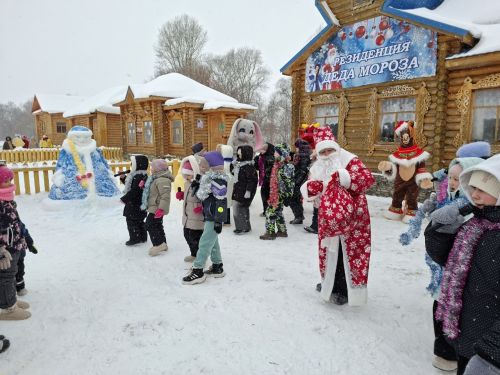 Кукмара районында Кыш бабай резиденциясе эшли башлады