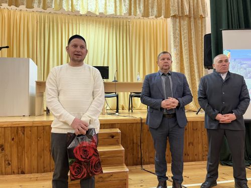 Туембаш җирлегендә хисап җыелышы узды