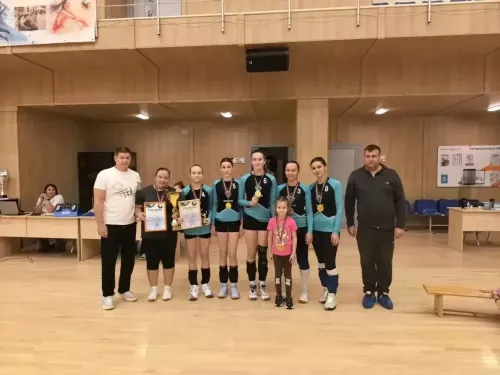 Кукмарада волейболчылар көч сынашты