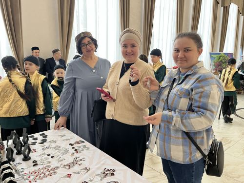 Кукмарада «Гаилә тарихында гасырлар кайтавазы — Тарихта без эзлебез» исемле республика шәҗәрә фестиваленең муниципаль этабы узды