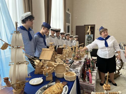 Кукмарада «Гаилә тарихында гасырлар кайтавазы — Тарихта без эзлебез» исемле республика шәҗәрә фестиваленең муниципаль этабы узды