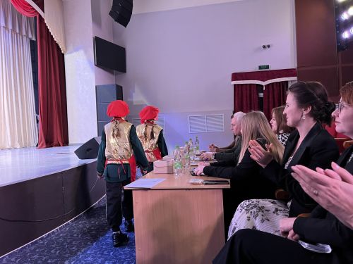 Кукмарада «Гаилә тарихында гасырлар кайтавазы — Тарихта без эзлебез» исемле республика шәҗәрә фестиваленең муниципаль этабы узды