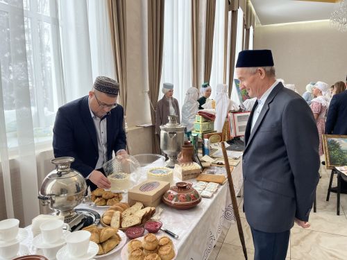 Кукмарада «Гаилә тарихында гасырлар кайтавазы — Тарихта без эзлебез» исемле республика шәҗәрә фестиваленең муниципаль этабы узды