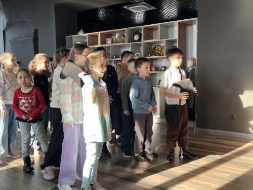 Кукмара туган якны өйрәнү музеенда Май чабу бәйрәме оештырылды