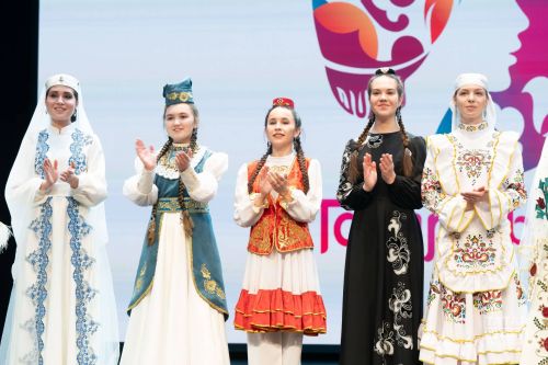 Кукмара районыннан Таңсылу Рәхимова «Татар кызы — 2026» республикакүләм бәйгесенең ярымфиналында катнашты