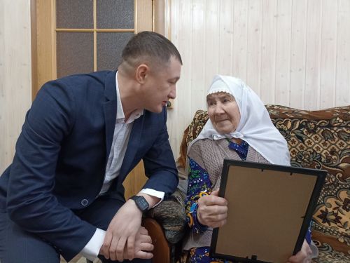 Каенлык авылында яшәүче Нәкыя Мифтахова 90 яшен тутырды
