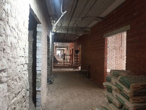Уңайлык һәм иминлек — беренче урында: Кукмара районы үзәк дәваханәсендә төзекләндерү эшләре бара
