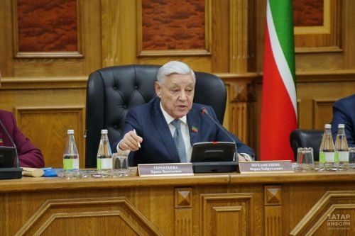Татарстан Дәүләт Советы Рәисе Фәрит Мөхәммәтшин вазыйфасыннан вакытыннан алда киткән