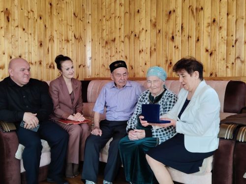 Байлангар авылыннан Гаптелмәлик Саттаров 90 яшьлек юбилеен билгеләп үтте