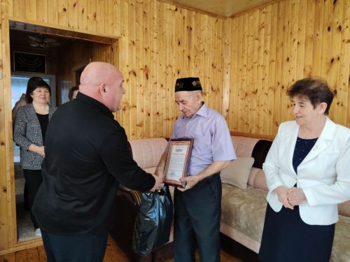 Байлангар авылыннан Гаптелмәлик Саттаров 90 яшьлек юбилеен билгеләп үтте