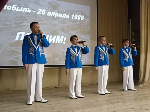Кукмарада Чернобыль фаҗигасенә 40 ел тулуга багышланган хәтер чарасы узды