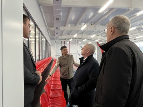 Патриотлык дәресе һәм халык проблемалары: Россия Дәүләт Думасы депутаты Анатолий Иванов Кукмарага килде