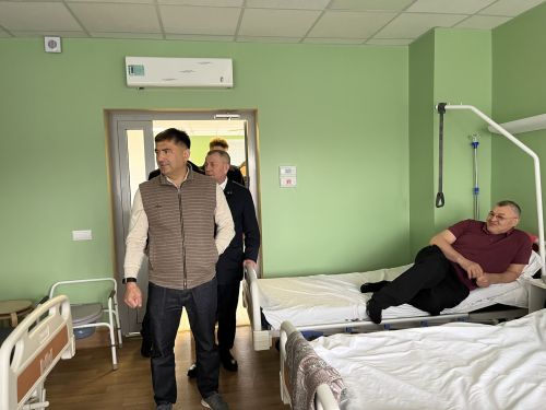 Патриотлык дәресе һәм халык проблемалары: Россия Дәүләт Думасы депутаты Анатолий Иванов Кукмарага килде