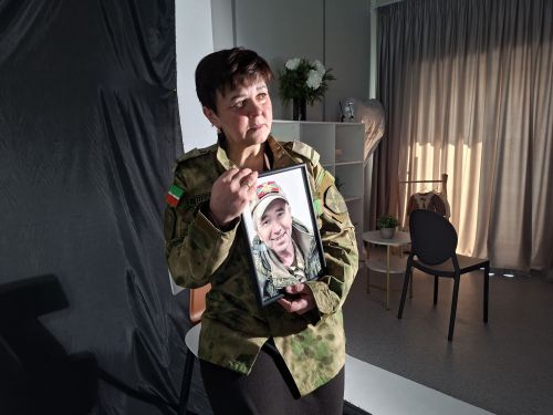 «Герой хатыны, балалары, әнисе» патриотик фотопроекты кукмаралыларны берләштерде